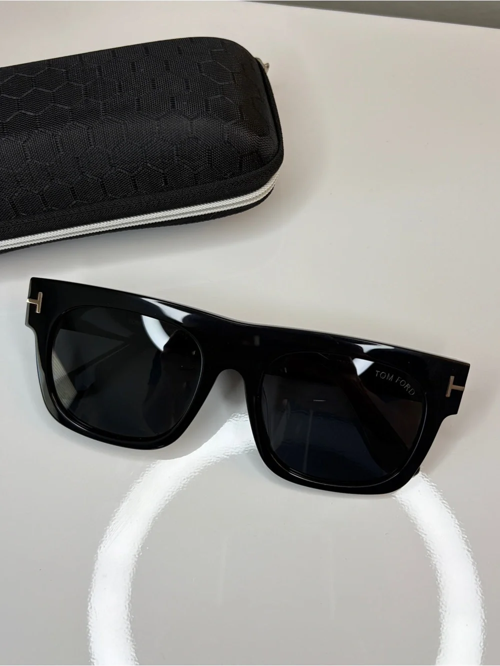 Men’s Original Designer TF Sunglasses with Acetate Frame and Black Lenses